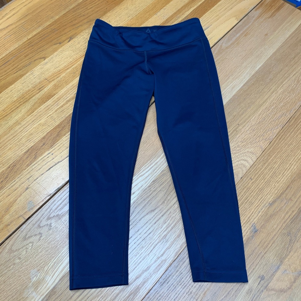 Reebok Speedwick Womens Navy Blue Capri Leggings Size Medium Activewear Bottoms